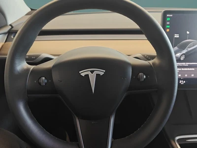 Tesla Model Y Long Range 2021, kuva 7/16
