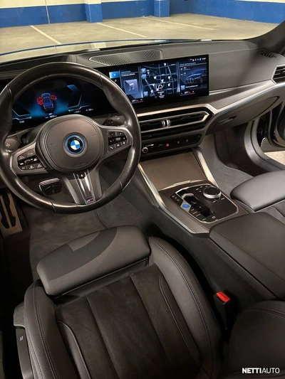 BMW i4 eDrive40 Charged Plus 2025, photo 6/21
