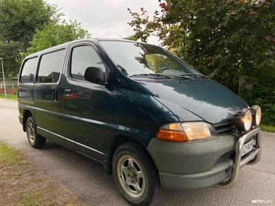 Toyota Hiace 2001, kuva 2/7