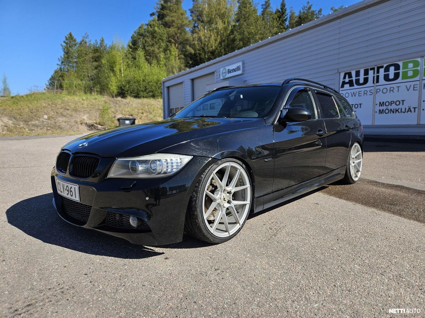 BMW 335