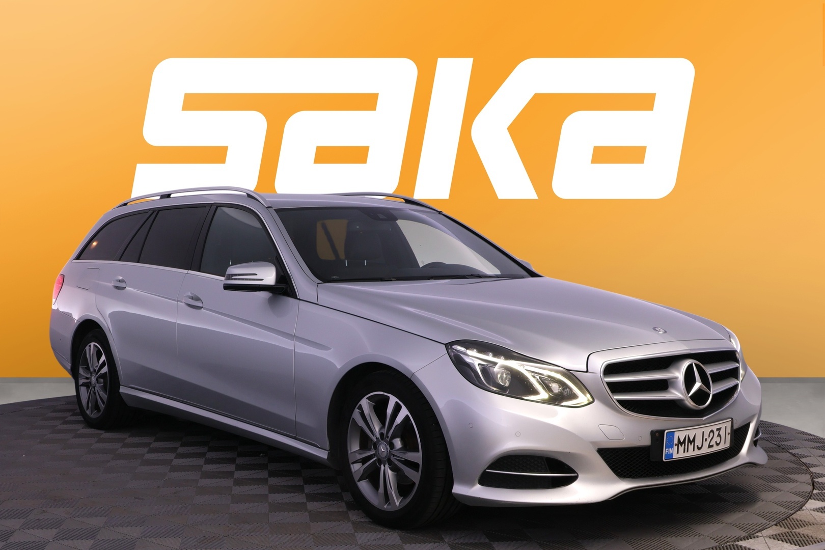 Mercedes-Benz E
