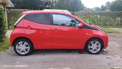 Toyota Aygo 2016, kuva 2/11