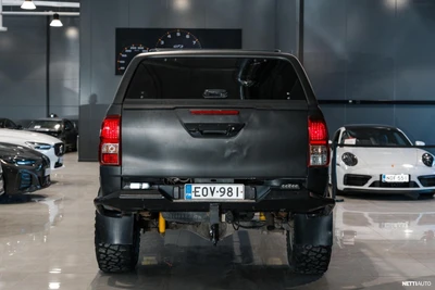 Toyota Hilux 2017, photo 6/25