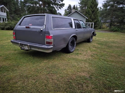 Buick Electra 1988, photo 3/6