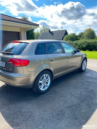 Audi A3 Sportback Attraction 1,6 75 kW 2005, photo 3/19