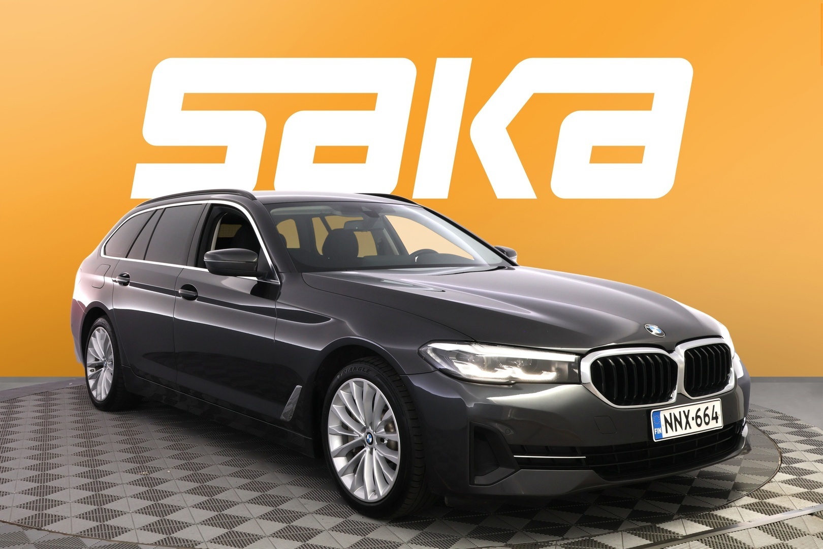 BMW 530