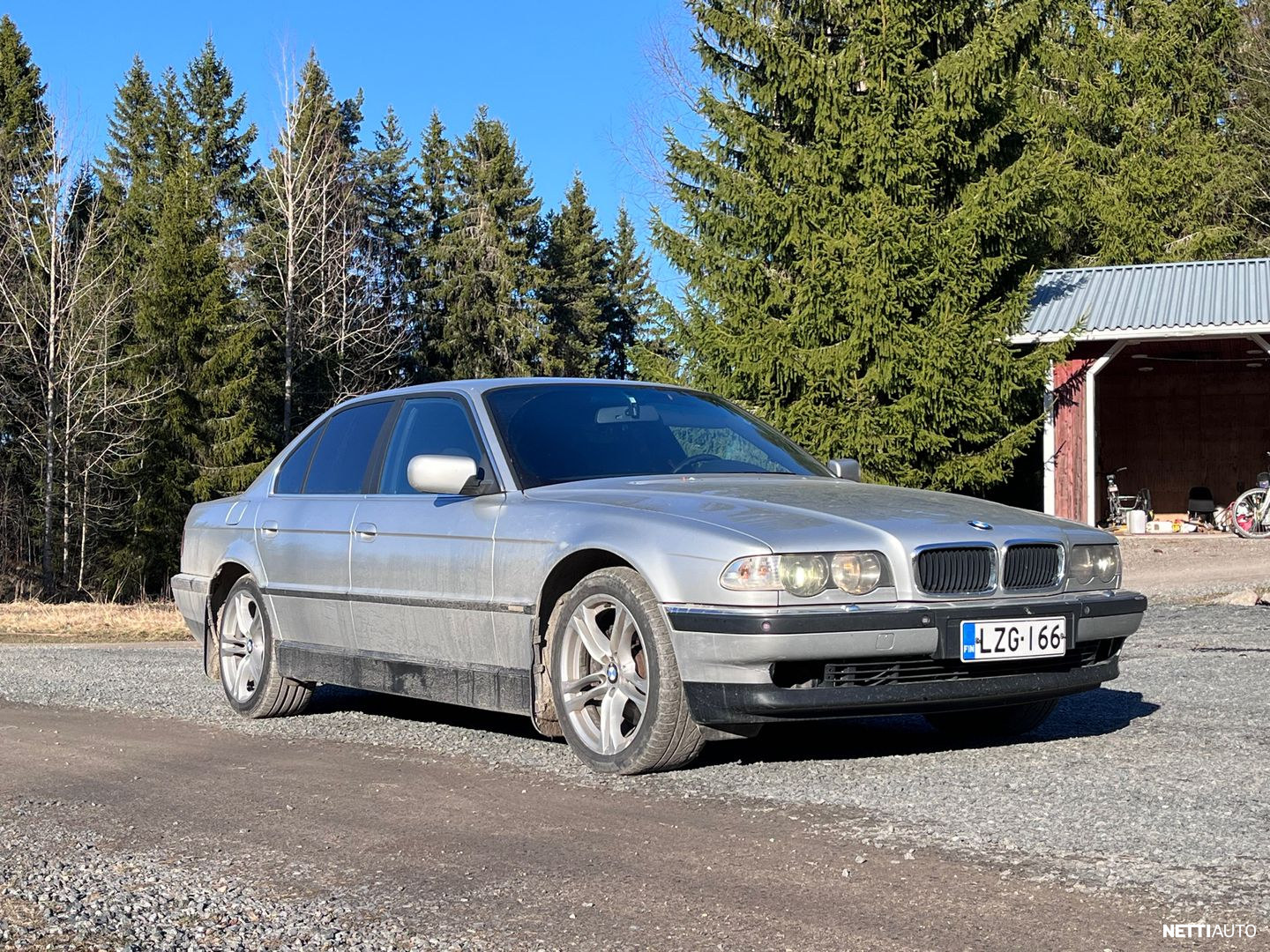 BMW 740