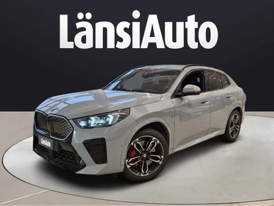 BMW iX2 U10 xDrive30 M-Sport Pro 2026, photo 1/8