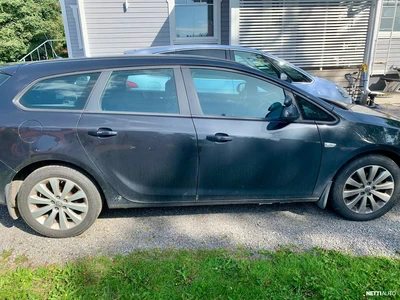 Opel Astra 2012, kuva 6/6