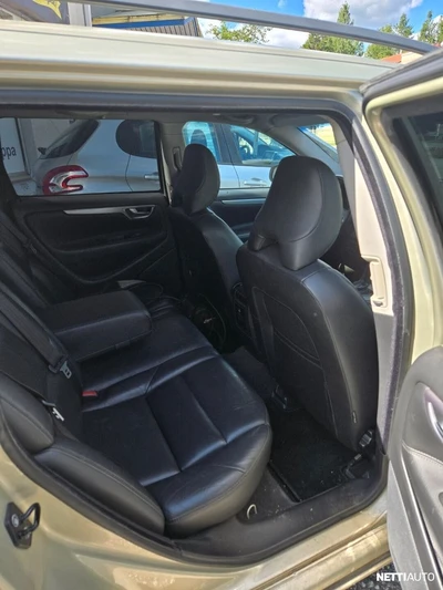 Volvo V70 Classic 2008, kuva 7/8