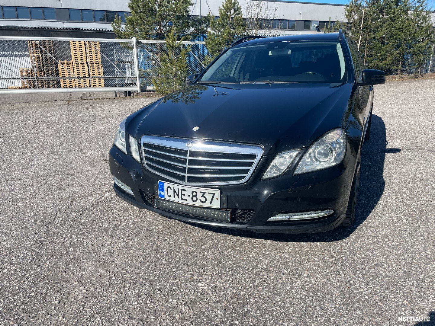 Mercedes-Benz E