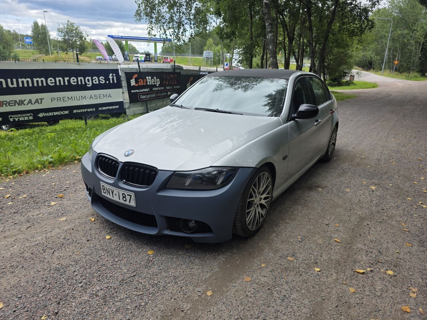 BMW 320