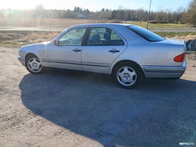 Mercedes-Benz E 290 TD Elegance 1998, kuva 6/14