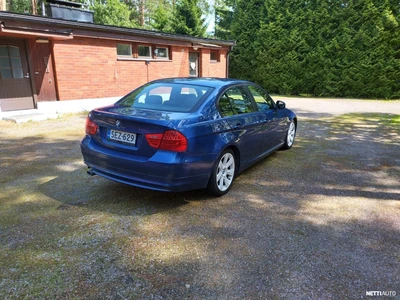 BMW 318 2009, photo 3/6