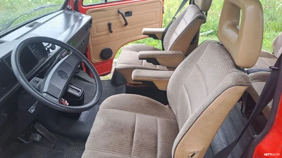 Volkswagen Caravelle 1990, kuva 2/10