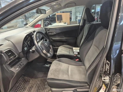 Toyota Verso-S 2014, photo 7/13