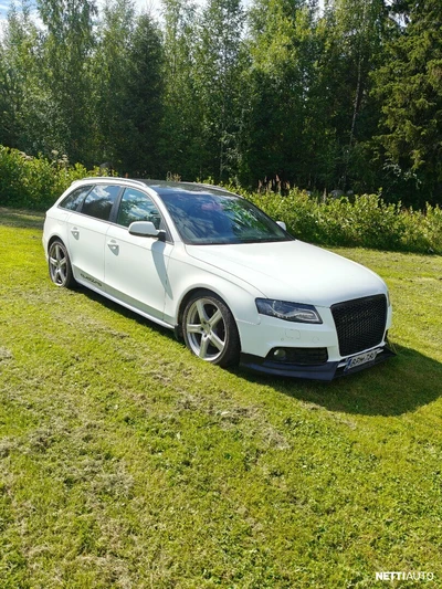 Audi A4 2009, photo 1/4