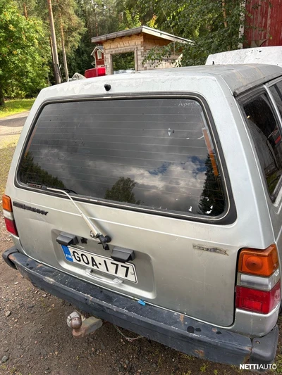 Datsun-Nissan Sunny 1988, kuva 6/10