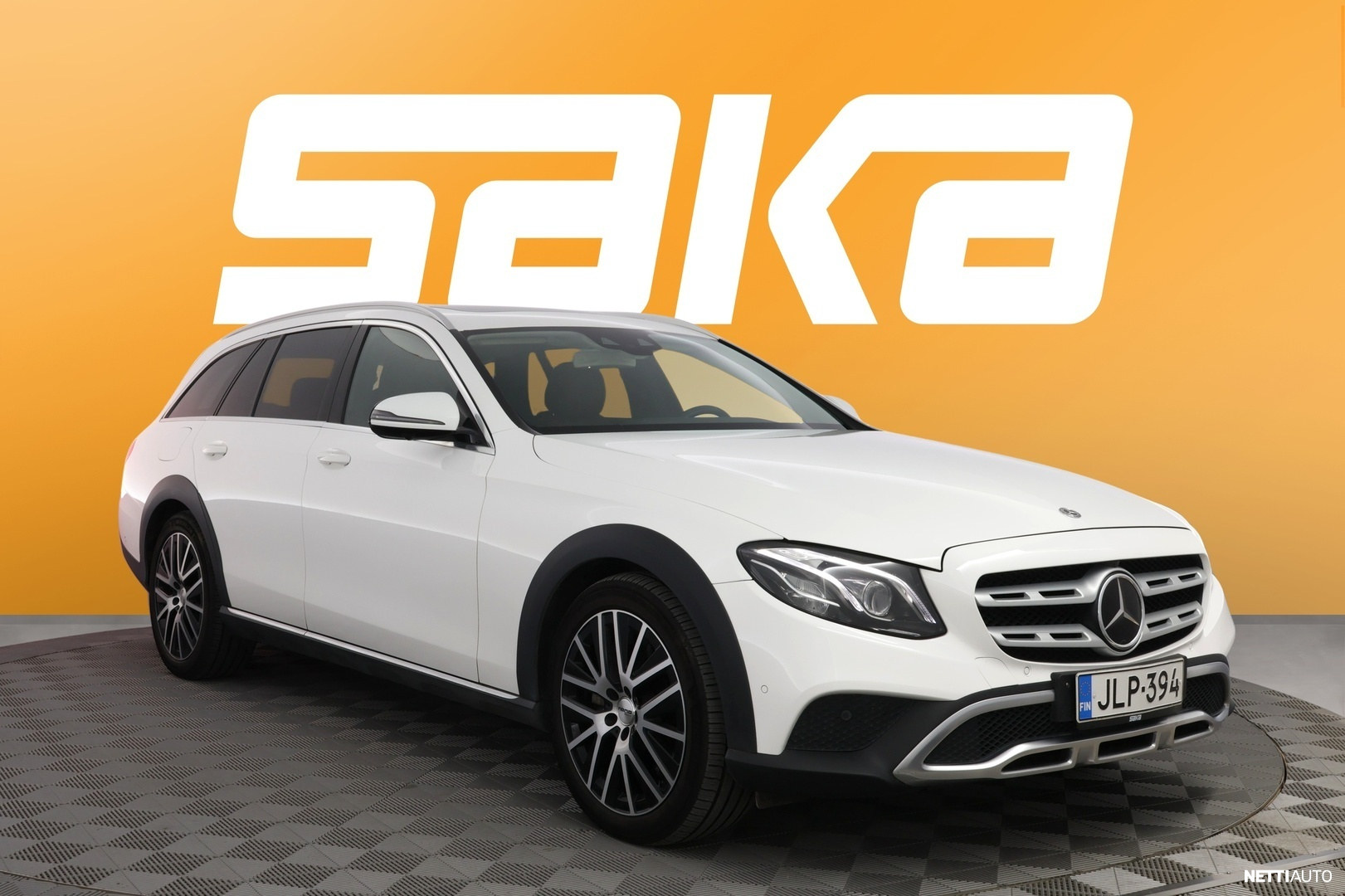 Mercedes-Benz E