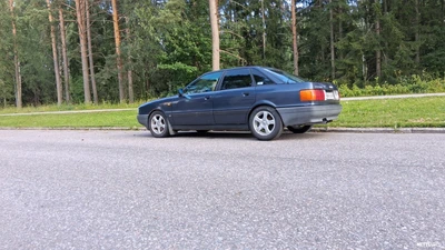Audi 80 . 1990, photo 2/12