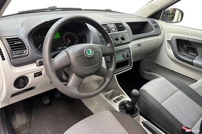 Skoda Fabia 1,2 TSI 85 Classic 2010, photo 6/23