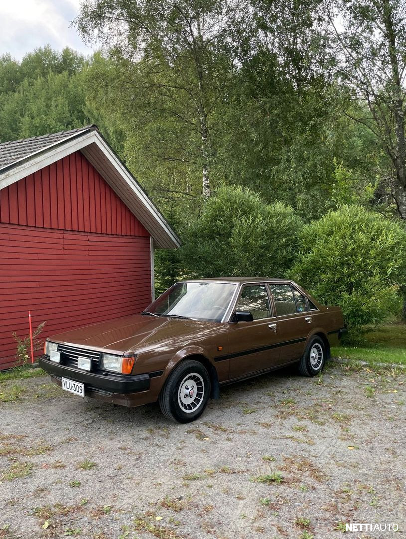 Toyota Carina