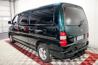 Toyota Hiace 2,5 D-4D 4WD L2 2009, photo 4/17