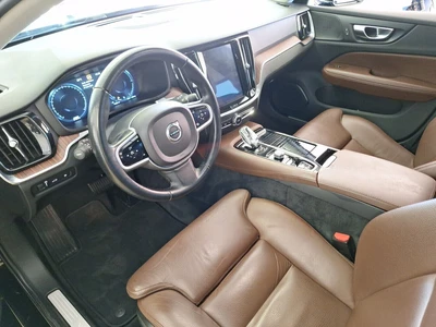 Volvo V60 2020, kuva 7/10