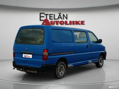 Toyota Hiace 2004, photo 7/17