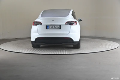 Tesla Model Y RWD 2023, photo 5/31
