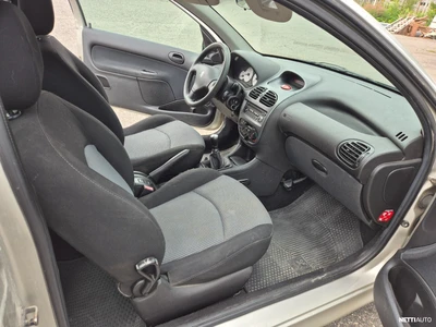 Peugeot 206 2005, kuva 6/10