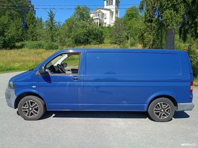 Volkswagen Transporter 2011, photo 2/9