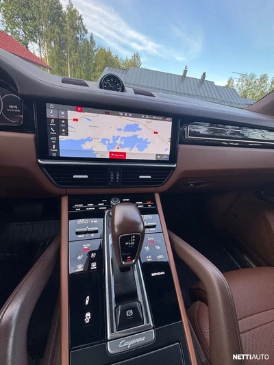 Porsche Cayenne E-Hybrid 2020, kuva 7/20