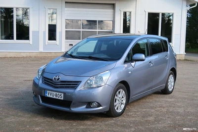 Toyota Verso 2011, photo 1/10