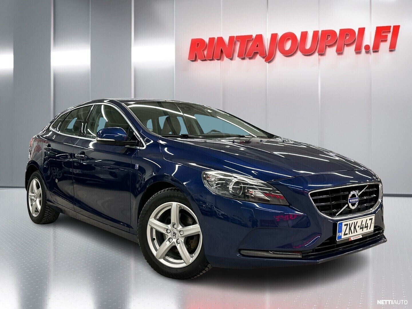 Volvo V40 D2 Ocean Race Business / Jakopää tehty 2026!