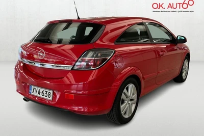 Opel Astra GTC Sport 1,6 Ecotec 85kW MT5 2010, photo 5/18