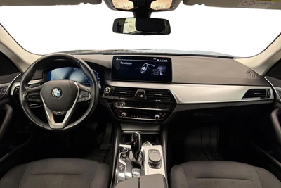 BMW 530 2021, kuva 7/31