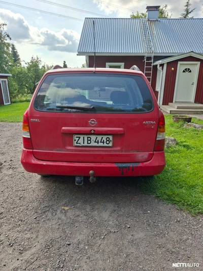 Opel Astra 1999, kuva 3/8