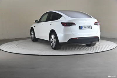Tesla Model Y Long Range AWD 2023, kuva 2/29