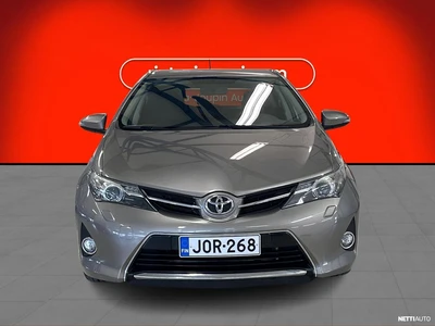 Toyota Auris 2013, kuva 3/28