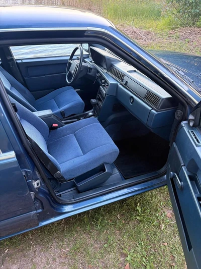 Volvo 740 GLE 1989, kuva 7/12