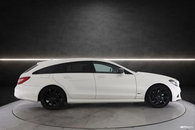 Mercedes-Benz CLS 2015, photo 7/33