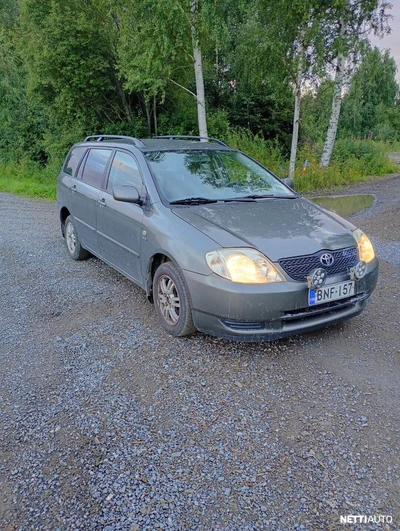 Toyota Corolla 2004, kuva 2/6