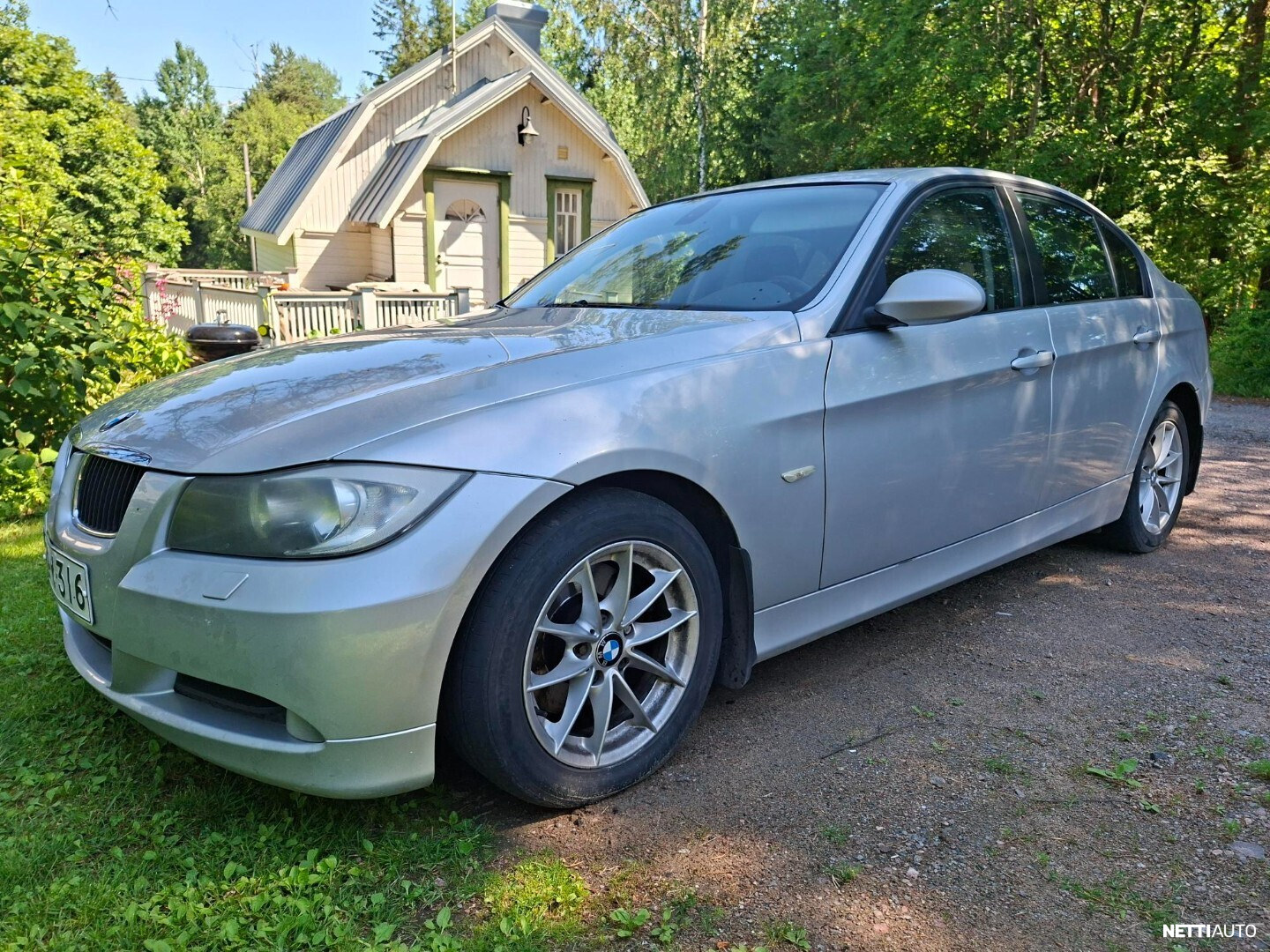 BMW 320