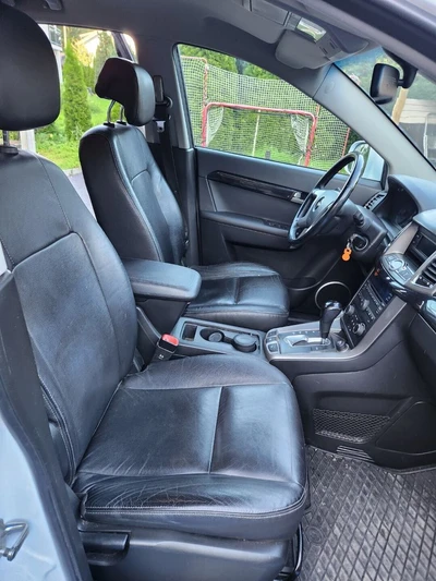 Chevrolet Captiva 2011, kuva 7/12