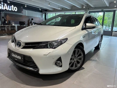 Toyota Auris 2014, kuva 1/9