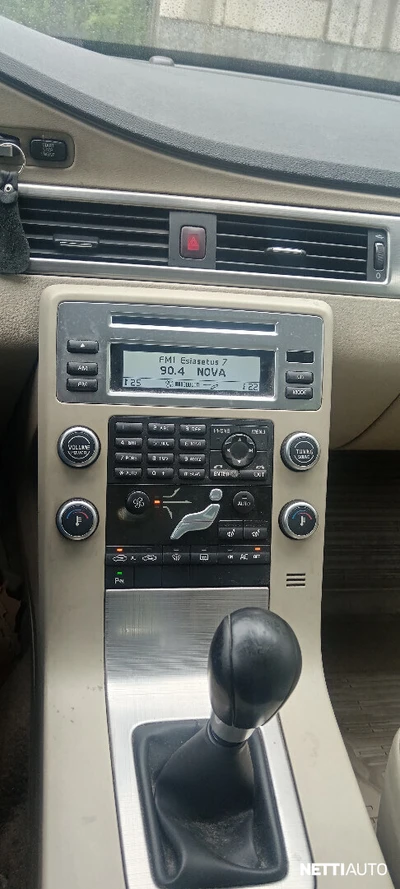 Volvo S80 2,0D Momentum Business 2008, photo 6/7