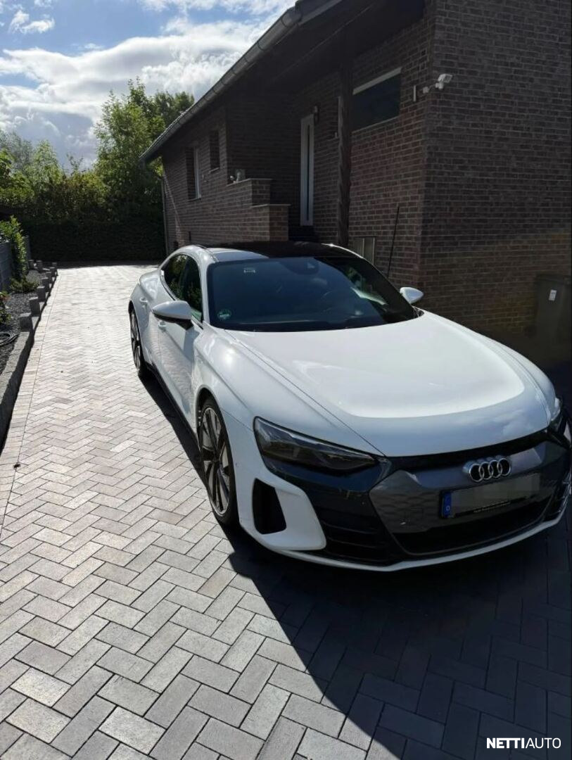Audi e-tron GT