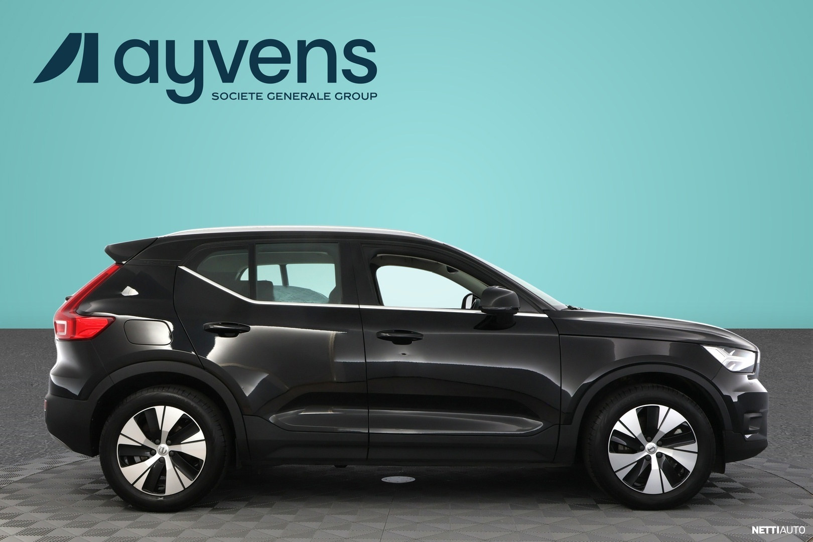Volvo XC40 2021, photo 3/12