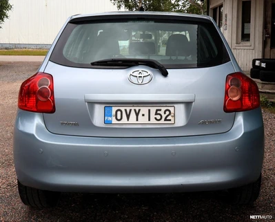 Toyota Auris 1,6 Dual VVT-i Linea Sol 2008, kuva 6/16